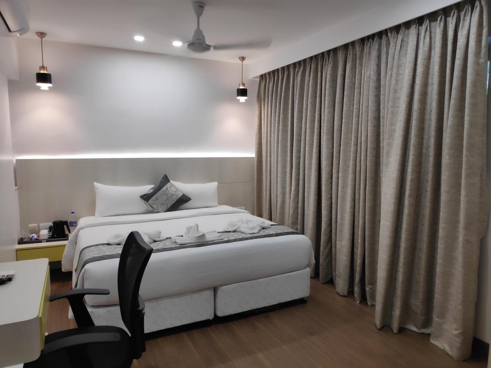 White House By Maxxvalue Service Apartments Bandra Mumbai Eksteriør bilde