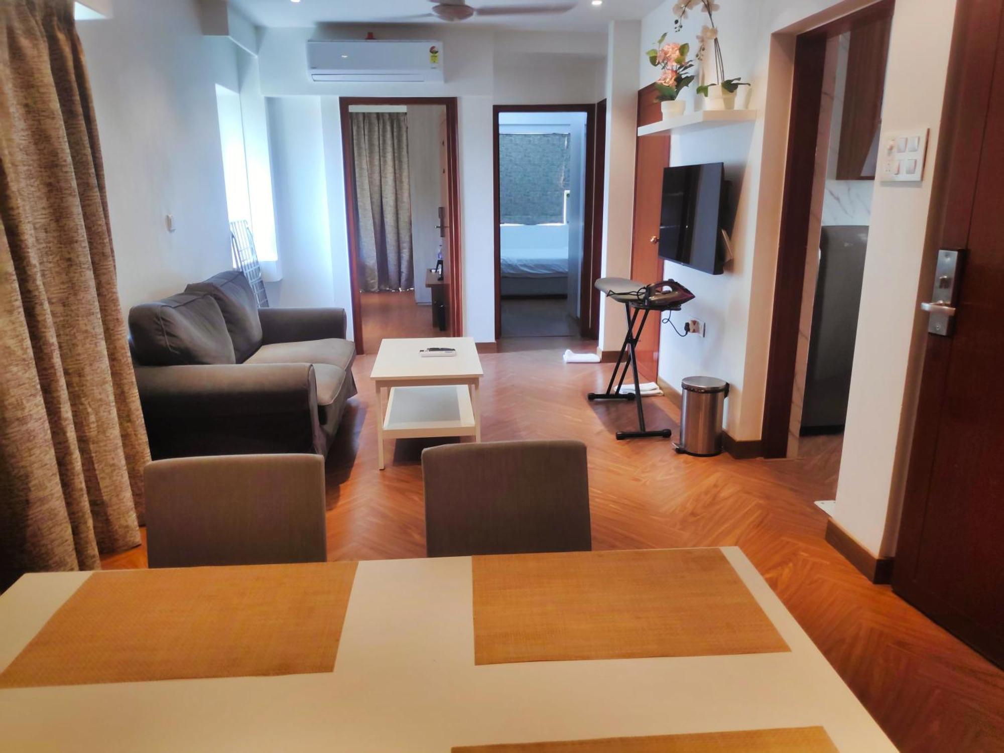 White House By Maxxvalue Service Apartments Bandra Mumbai Eksteriør bilde