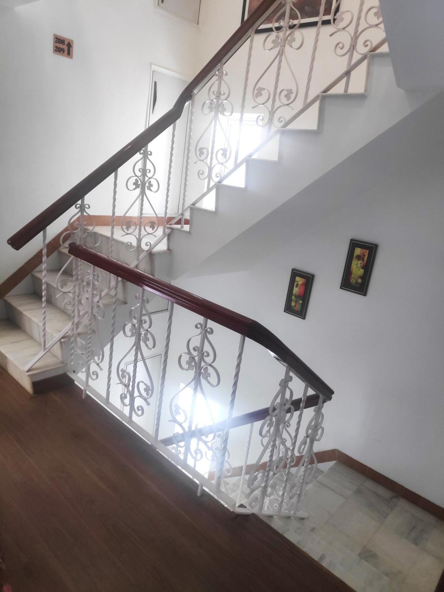 White House By Maxxvalue Service Apartments Bandra Mumbai Eksteriør bilde